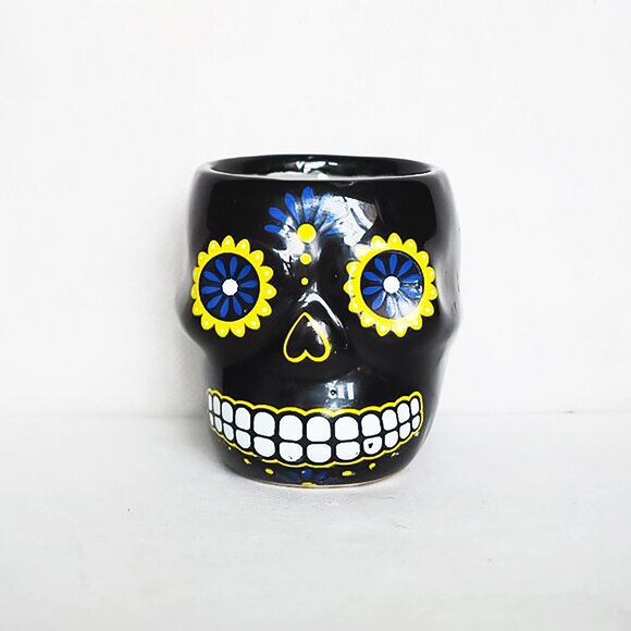 Handmade Day of The Dead Black Skull Candle - Picture 1 of 7